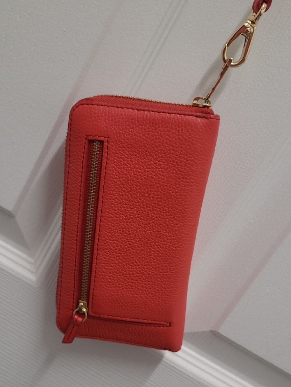 Fossil Red Pebbled Leather Wristlet Clutch with Gold Logo